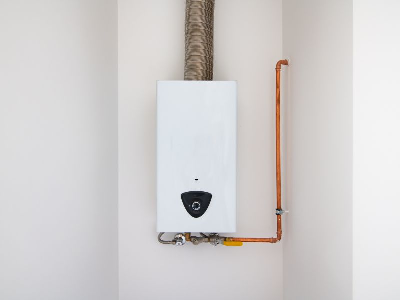 installazione professionale scaldabagno milano